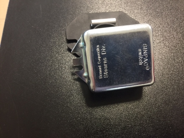 American Sanders - Clarke OBS18 - EZ8 - Sander1600 -- Sinpac, Starter Switch #AS018100